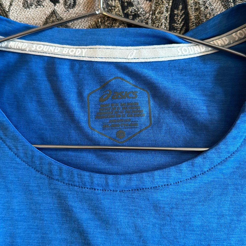 ASICS Muscle Tank Top - Picture 2 of 4